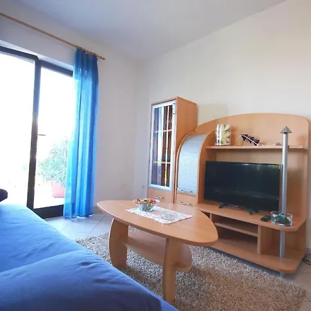 Fuer 4 Personen Ca 37 Qm In Njivice, Kvarner Bucht Krk Apartment