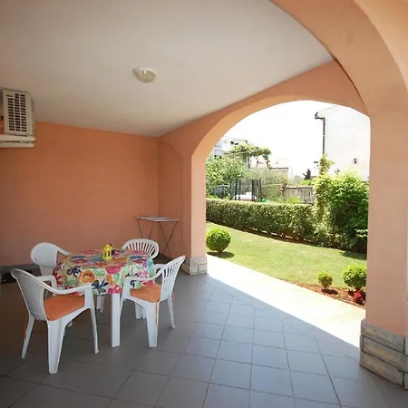 Fuer 4 Personen Ca 37 Qm In Njivice, Kvarner Bucht Krk Apartment *